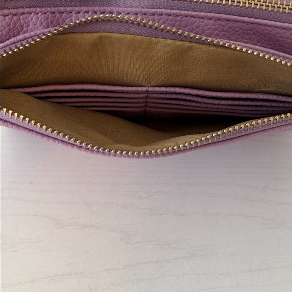 AR New York Lavender Crossbody Bag - Picture 4 of 6